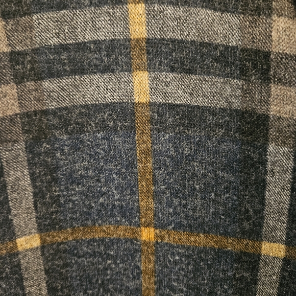 EUC DOTTY plaid open cardigan. Size Large - Picture 2 of 5